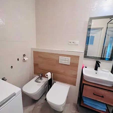 Luna Deluxe Olimpia Port Апартаменты Вроцлав