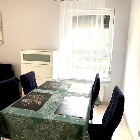 Luna Deluxe Olimpia Port Apartman