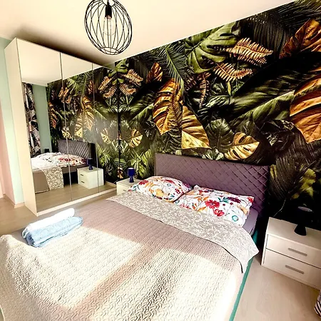 Luna Deluxe Olimpia Port Wroclaw